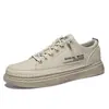 Zapatos de Hombre 2025 Nuevos Otoño Deportes Zapatos de Cuero Celebridad de Internet Casual Zapatos Planos Versátiles Antideslizantes Trabajo Zapatos de Moda para Hombre