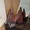 Bolsa Grande Capacidade Transfronteiriça Bolsa Tote com Corrente Fashion Outono 2026 Nova Bolsa Casual Retrô para o Dia a Dia Ombro Único Transversal