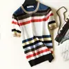 Roupas Zhengqite/2026 Primavera/Verão Novo Tecelagem com Fio Dourado Listrado Artesanal Camiseta Tricô Listrada Colorida Cobertura de Seda Gelada Arco-Íris