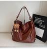 Mochila Feminina Casual de Grande Capacidade 2026 Nova Versátil Bolsa de Ombro Moda Quente Três Usos Mochila Bolsa Saco