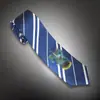 Insignias y corbatas de periféricos HP: Gran~Sly~Laven~Rau~Lazos de la Academia de Magia