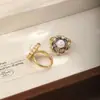Anillo vintage de perlas estilo francés para mujer, lujo ligero con sensación de alta gama, diseño de anillo ajustable, estilo nicho, venta al por mayor de accesorios para anillos