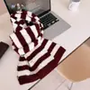 Bufanda de punto vintage a rayas súper versátil de alta calidad para mujer, nueva de otoño/invierno, cálida, elegante, calentador de cuello que combina con todo, para parejas