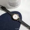 Mostrador em algarismos romanos pulseira de couro, estiloso e fácil de combinar, simples e casual, mostrador pequeno em formato de losango, relógio feminino de quartzo estilo universitário