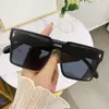 Gafas de Sol Cuadradas de Una Pieza con Montura Grande para Mujer 2024, Gafas de Estilo Urbano, Gafas de Sol para Conducir con Protección UV, Mismo Estilo que las Celebridades Masculinas