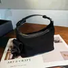 Bolso vintage de cuero genuino transfronterizo para mujer, bolso tipo dumpling de ante esmerilado de capa superior de piel de vaca, bolso de mano y bandolera versátil para el uso diario de las mujeres