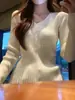 Suéter de Punto Canalé Suave con Cuello en V y Media Botonadura Estilo Coreano para Mujer Primavera/Otoño Ajuste Delgado Suave de Manga Larga Top Base