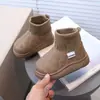 Botas de Neve Estilo Coreano para Crianças, Botas Curtas Estilosas com Forro de Lã, Novo Modelo Inverno 2025, Sapatos Quentes de Algodão para Meninos e Meninas, Modernas