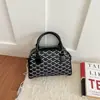 Comercio exterior transfronterizo europeo y americano 2026 nuevo modelo gran capacidad retro simple elegante texturizado moderno bolso de hombro cruzado
