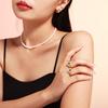 Anillo de acero de titanio chapado en oro real de 18 quilates con estrellas brillantes y palabra del día del viento de Europa y Estados Unidos para mujer.