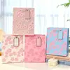 Bolsa de mano con ventana en forma de corazón lista para usar de Kobo Co. - Bolsa de regalo de alta gama, engrosada, empotrada con impresión de logotipo, adecuada para souvenirs