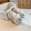 Zapatos Deportivos para Niñas 2026 Zapatos Cortez Rojos Suela Suave Antideslizante Velcro Versátil Transpirable Casual Estilo Nuevo Moderno Comf