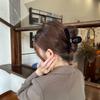 Accesorios para el Cabello Retro Negros de Otoño e Invierno Pinza para el Cabello para Mujeres, Pinza de Tiburón para la Parte Posterior de la Cabeza, Nuevo Accesorio para el Cabello de Pinza de Alta Gama 2026