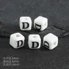 Cuentas Cerámicas Cuadradas de 8 mm con Letras y Agujeros Verticales, Materiales para Manualidades Infantiles, Cuentas Sueltas, Forma de Corazón, 26 Letras, Accesorios para DIY, Pulsera