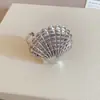 Pulseira de Braço Aberta Estrela Concha Transfronteiriça Europeia e Americana com Design Único e Estilo Metálico Elegante Acessório de Mão