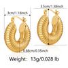 Aretes de moda de personalidad exagerada europea y americana con diseño geométrico ovalado hueco, textura metálica, hebilla para la oreja, chapados en oro real de 18 quilates
