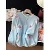 Suéter cardigan de tricô macio com bordado floral tridimensional dopamina e gola redonda para mulheres, estiloso e rejuvenescedor para outono e inverno