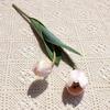 Ramo de Tulipanes Simulados de 2 Cabezas, Decoración Moderna de Lujo Ligero para el Hogar, Decoración de Bodas de Hotel, Accesorios de Fotografía, Flores Artificiales