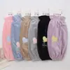 Mangas Longas de Veludo Outono e Inverno para Mulheres, Anti-Manchas, Quentes, Fofas, Bordadas com Gato, Protetores de Manga Venda por Atacado