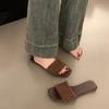 Sandalias Pequeñas de Brisa Nocturna Estilo Francés para Mujer, Uso Exterior de Verano, Nuevo Modelo 2026, Sandalias Slip-On Planas con Borlas para Salir