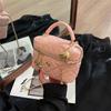 Nuevo 2025 Moda Sobre Rojo Versátil Bolso de Cadena de Nicho Caja de Camelia Color Sólido Casual Moderno Bolso para Teléfono Móvil