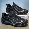 Zapatillas de malla transpirable para hombre, nuevo estilo popular primavera/verano, zapatos casuales versátiles y modernos, zapatillas de skate, zapatillas de moda
