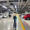 Jeans de Contraste Pesados con Empalme y Micro-Acampanados para Mujer Estilo Coreano de Cintura Alta Adelgazantes Elásticos Modernos Versátiles de Pierna Larga