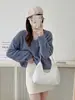 Suéter liso de cuello en V suave y cómodo para mujer, nueva colección otoño/invierno 2026, corte holgado, versátil y elegante top de punto