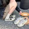 Zapatos Casuales para Mujer Lentejuela Estrella de Cinco Puntas Versátil Estilo Coreano Nuevos Suela Gruesa Zapatos Blancos Pequeños de Caña Baja Moda Otoño para Mujer Con Cordones Zapatos de Plataforma