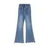 Pantalones de Mezclilla para Niñas Otoño Nuevo Estilo Micro-Campana 2026 Niños Grandes Estilo Coreano Adelgazantes Versátiles Encaje Sueltos Pierna Recta