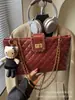 Bolso de Cadena de Diamantes para Mujer 2025 Nuevo de Moda Otoño e Invierno Bolso de Hombro Retro Gran Capacidad Bolso Tote Cruzado para Viajar
