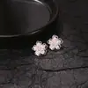 Hebilla de Cristal con Degradado Rosa y Blanco Flor de Durazno Hebilla de Oreja para Auriculares Bluetooth Inalámbricos Hebilla de Oreja Desmontable Hebilla de Diamante Joyería de Moda Decorativa