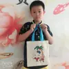 Regalos de Actividad Festiva para Niños de Preescolar Bolsa de Graffiti Dibujada a Mano con Dibujos Animados Bolsa de Lienzo de Coloración DIY Dibujada a Mano Almacenamiento
