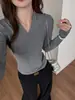 Camiseta Feminina de Manga Longa Tencel Lyocell Escovado, Outono/Inverno Vintage Versátil Gola V Cor Sólida Emagrecedor Simples Estilo Coreano Top