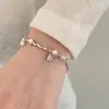 Colar Gargantilha de Pérolas Estilo Francês para Mulheres, Design de Nicho de Luxo Leve, Corrente para Clavícula em Formato de Coração, Corrente de Suéter de Alta Qualidade com um Toque Elegante