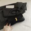 Bolsos de Nicho de Alta Gama de Estilo Occidental Versión Coreana 2025 Nuevos Bolsos de Mujer Bolsos de Hombro Simples a la Moda Bolsos Bandolera Retro para Mujer