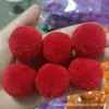 Bolas de hilo de lana de 3-5 cm de grosor en stock, bolas grandes de lana rojas, bolas de felpa de cachemir, accesorios para sombreros, bufandas y ropa