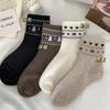 Meias Femininas de Outono e Inverno até a Panturrilha, Meias Longas Retrô Fair Isle com Laço e Cachorrinho, Meias Modernas Enrugadas, Meias Femininas Zhuji