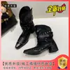 Botas de motorista con tacón grueso y hebilla de cinturón, botas cortas adelgazantes y versátiles, diseño de nicho otoño 2026, botas Martin retro con tachuelas y punta fina