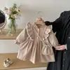 Vestido Infantil de Primavera e Outono com Bordas Franzidas, Vestido Princesa de Manga Longa, Estilo Vintage, Vestido Estiloso para Meninas com Design Temático de Floresta