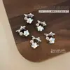 Novos Acessórios para Nail Art de Laço de Guirlanda de Natal, Liga Metálica Super Brilhante Estilo Japonês Incrustada com Diamantes e Pérolas, Decorações de Diamante para Unhas de Guirlanda