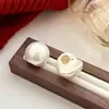 Pendientes de Perla Minimalistas para Mujer, Nuevo Estilo Caliente Otoño e Invierno, Pendientes Elegantes y Versátiles al por Mayor