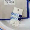 Pinza de flequillo azul estilo coreano con botón, pinzas BB estilo ins, diseño retro de nicho, pinza de pico de pato versátil, accesorio para el cabello