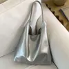 Elegante bolso vintage de gran capacidad para debajo del brazo para mujer, nuevo modelo primavera 2026, bolso tote de alto valor para el día a día