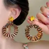 Aretes de aguja plateada con diamantes, borlas geométricas de perlas, ultra brillantes, lujosos y exquisitos, personalizados y elegantes, aretes de alta gama