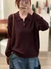 Novo Estilo Outono/Inverno 2026 Suéter de Lã Pulôver Feminino com Gola Reversível, Mangas Longas Elegantes, Design Simples, Tricô de Caimento Solto