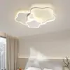 Luminária de Quarto Moderna Simples Estilosa Criativa Estrela Quarto de Crianças Estilo Creme Quente e Romântico Luminária de Teto LED