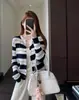 Cardigan atmosférico de tricô grosso com tranças e listras vintage, suéter emagrecedor para mulheres, outono inicial 26 novo H090309