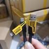 Explosiones de Mecha Dos contra Dos PD27W Carga Súper Rápida Doble Puerto C Cable de Datos Trenzado Cuatro en Uno Línea de Carga Multifuncional