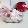 Zapatos Deportivos de Exterior para Niños 2026 Otoño Nuevo Estilo Niños Suela Suave Transpirables Niñas Versátiles Casuales Ligeros Senderismo